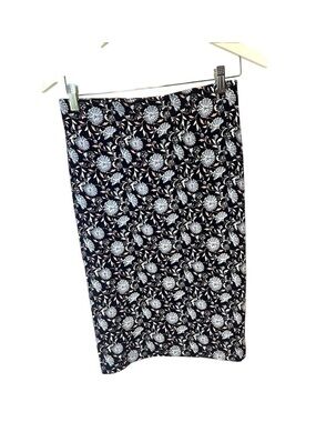LOFT Women’s Skirt Navy Blue Size XS